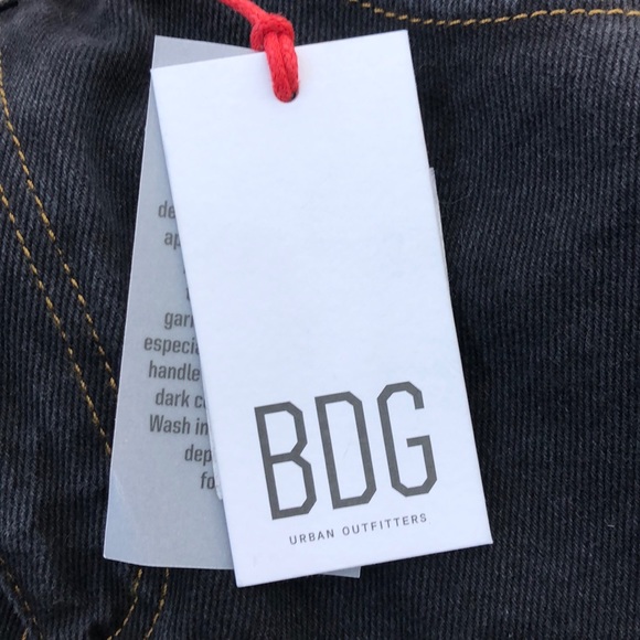 BDG Black Mom High Rise Denim Shorts, W32 - Picture 5 of 6